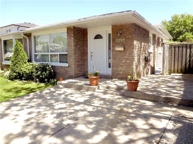 3388 Oakglade Cres | Erindale | Mississauga | L5C1X5 | MLS W3835286 3388 Oakglade Cres | Erindale | Mississauga | L5C1X5 | MLS W3835286